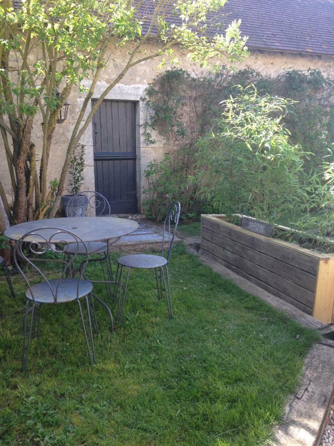 Chez Poune Champigny-en-Beauce Exteriör bild